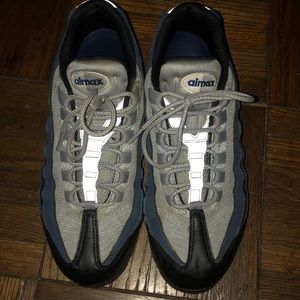Men’s sneakers